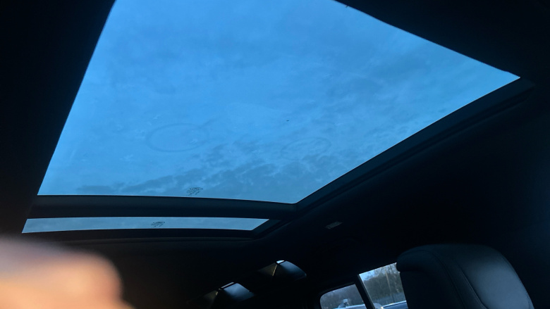 Land Rover Defender 3.0 D250 X-Dynamic HSE 110 5dr Auto Diesel Estate